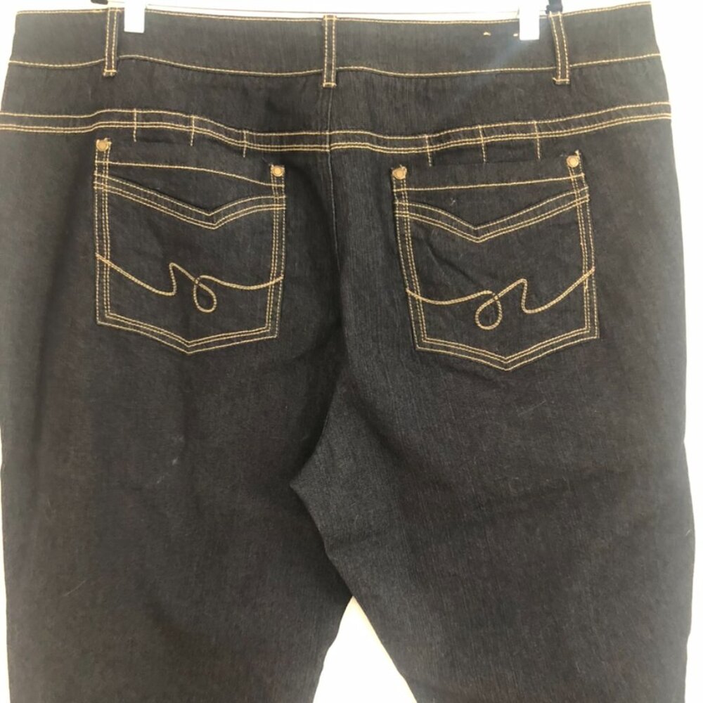 New Santana Plus Size Jeans Dark Wash - Picture 13 of 14